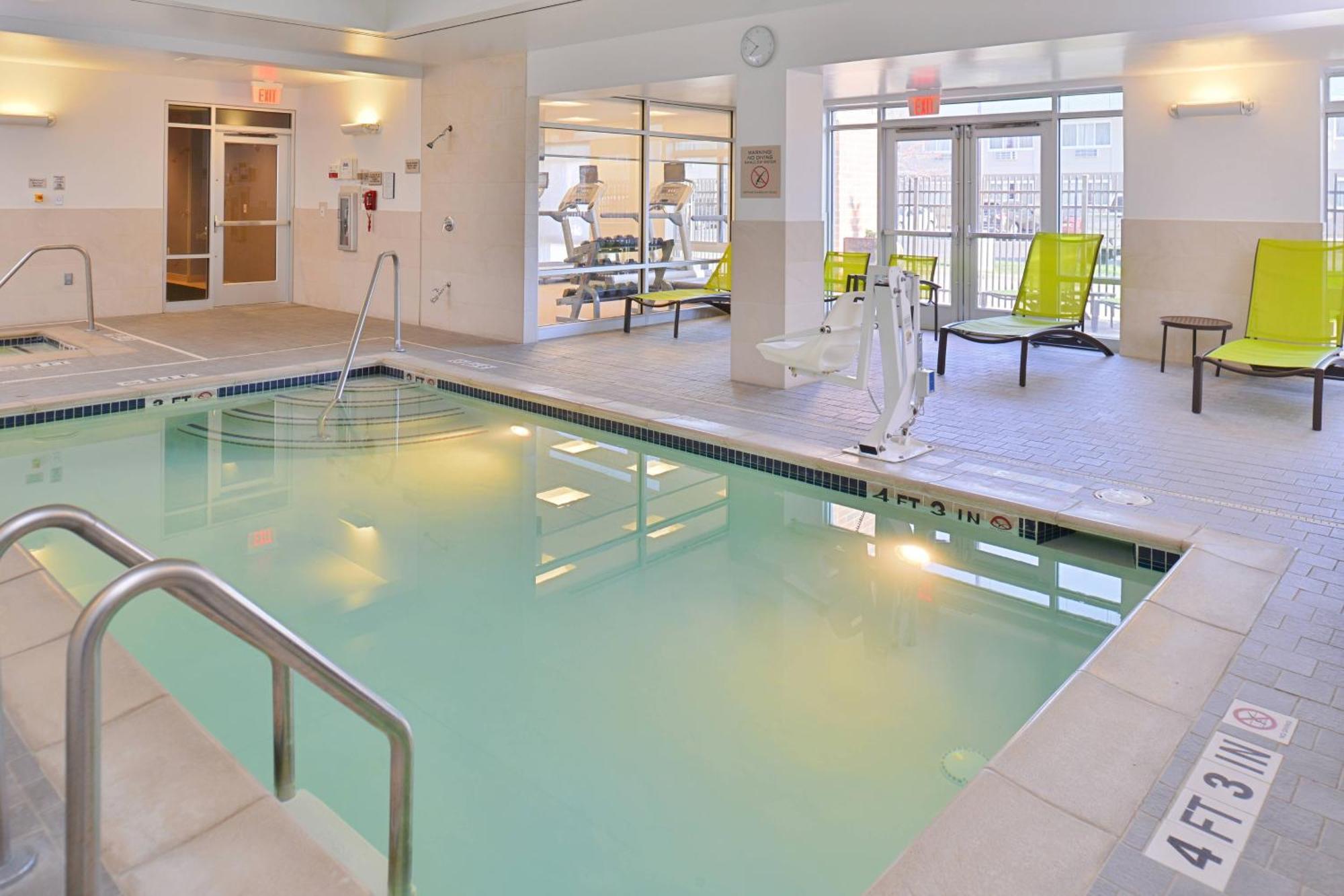 Springhill Suites By Marriott Detroit Metro Airport Romulus Ngoại thất bức ảnh
